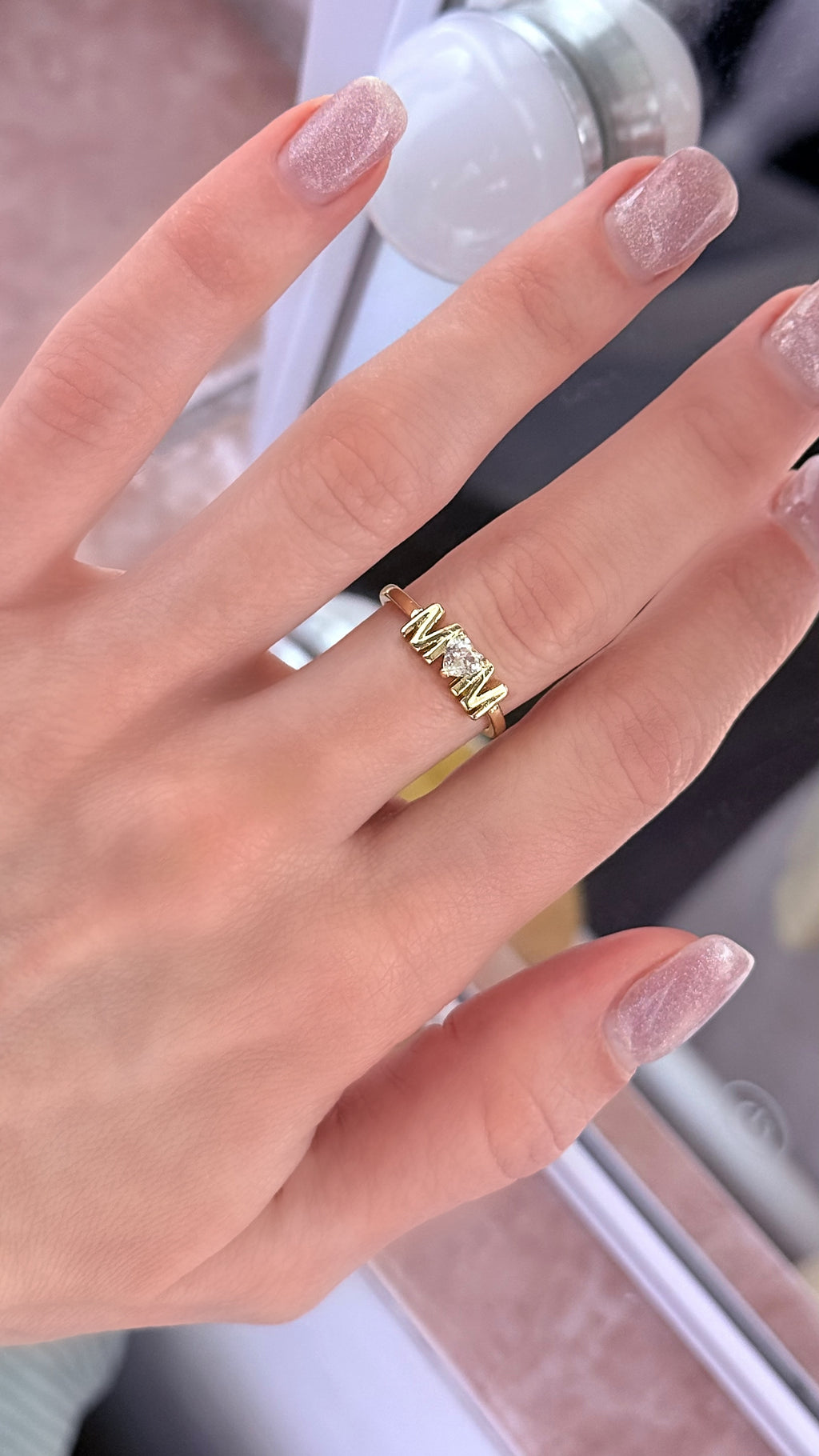 Ring mom