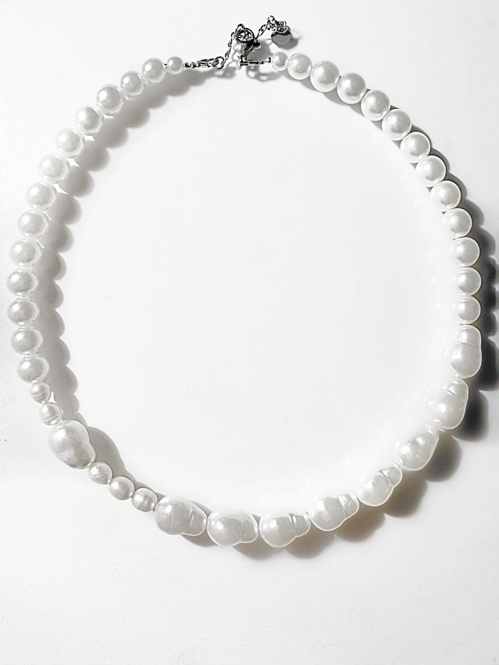 Pearl choker